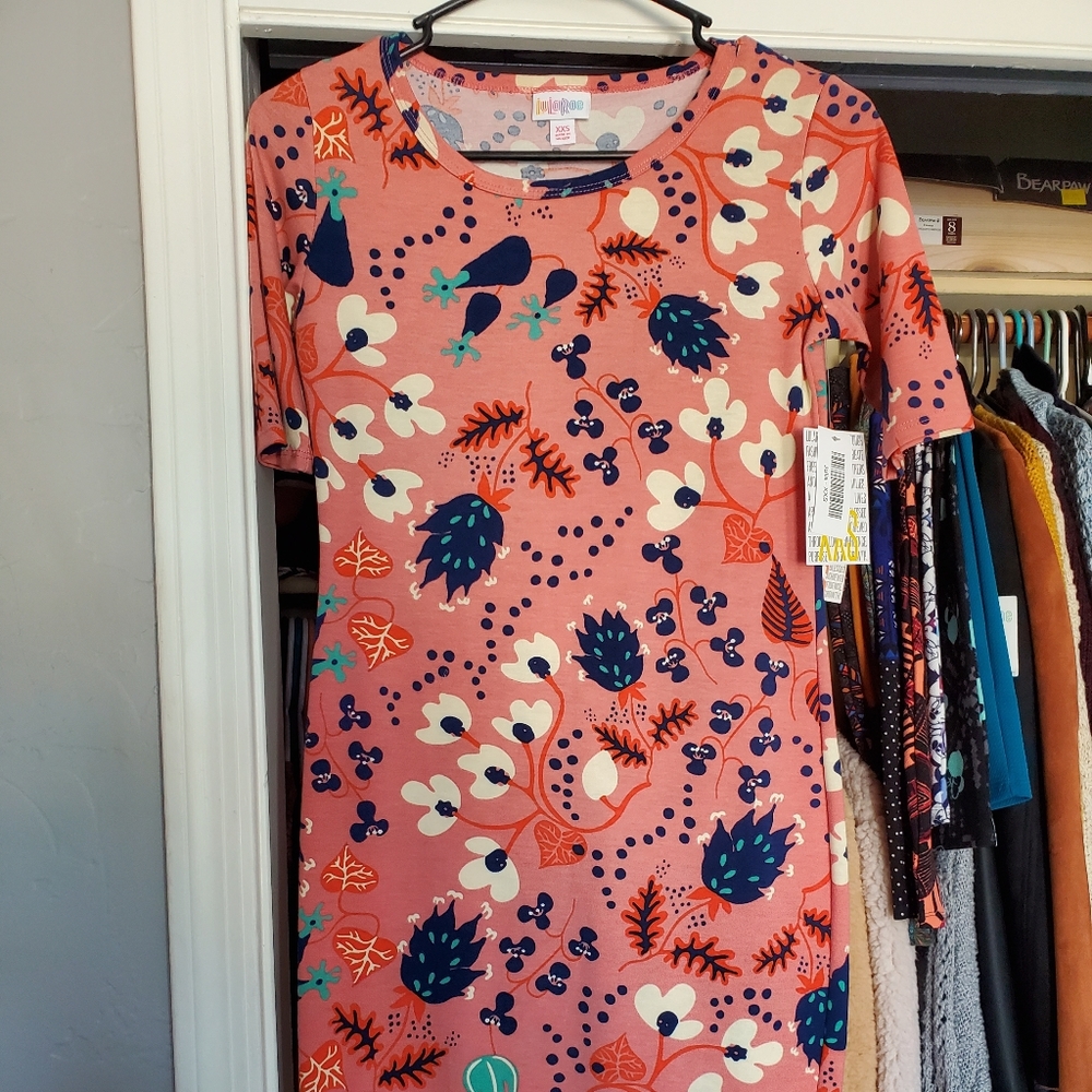 Clothes - Picture 5 of 5